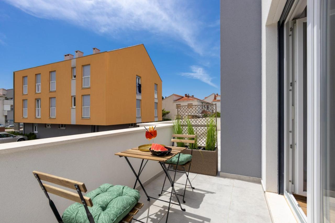 Bonaca Apartments With Terrace And Private Parking Kastela Exterior photo